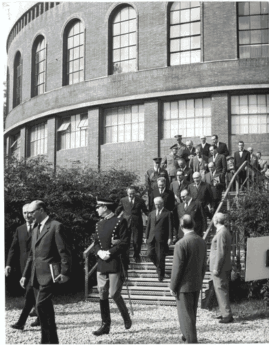 Image for XII Triennale - Visita del Presidente della Repubblica Giovanni Gronchi -Ivan Matteo Lombardo - Ignazio Gardella - Tommaso Ferraris - Agenore Fabbri - Virgilio Ferrari - Ludovico Magistretti