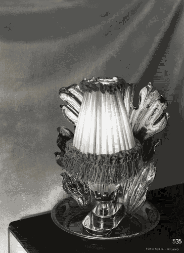 Image for VII Triennale - Mostra dei metalli e dei vetri - Sala Fontanarte - Lampada da tavolo di Pietro Chiesa