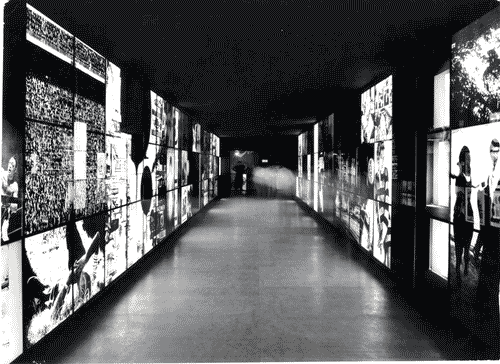 Image for XIII Triennale - Sezione introduttiva a carattere internazionale - Ingresso: l'esaltazione - Massimo Vignelli