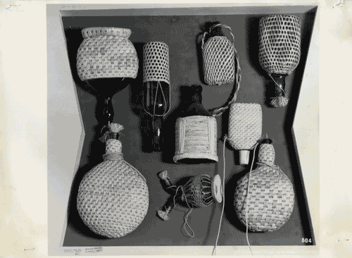 Image for IX Triennale - Paglia, giunco, vimini - Bottiglie impagliate