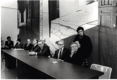 Image for La ricostruzione della città. Berlino, IBA 1987 - Conferenza stampa - Marco Cavallotti - Nicolin, Pierluigi - Bellini, Mario - Frattini, Gianfranco- Quercioli, Elio - Klaus Franke - Granelli, Luigi