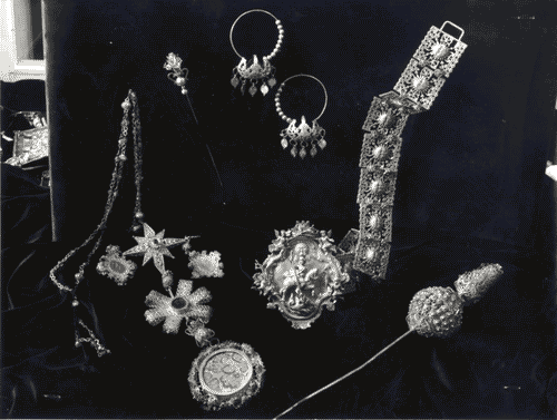 Image for IX Triennale - Oreficeria, argenteria, bigiotteria - Prodotti di oreficeria