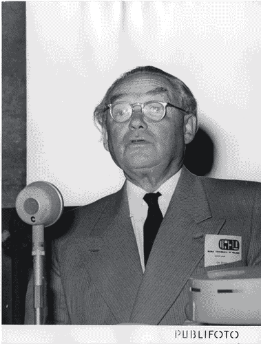 Image for IX Triennale - Convegno De Divina Proportione - Sigfried Giedion