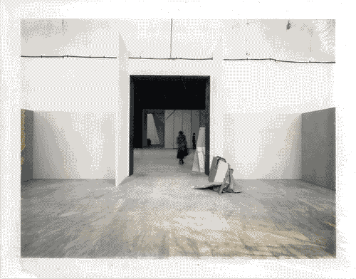 Image for XVI Triennale - Lavori di allestimento - Primo ciclo - Il progetto di architettura - Salone d'onore - Mostra Otto progetti per Milano