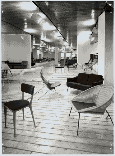 Image for Allestimento della mostra del mobile singolo