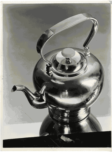 Image for VII Triennale - Sezione della Germania - Teiera d'argento