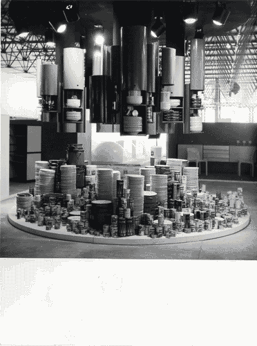 Image for XIV Triennale - Padiglione nel Parco Sempione - Espressioni e produzioni italiane - Prima zona - Coincidenza contenitore-magazzinaggio in un'attrezzatura per cucina - Libero Greco - Sergio Rizzi