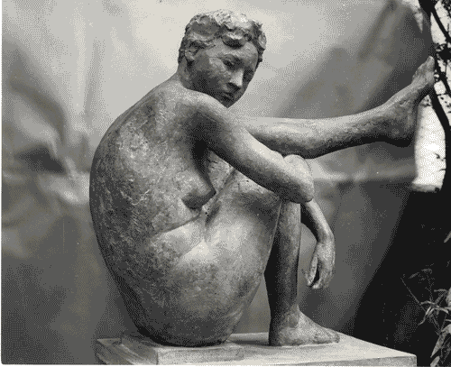 Image for IX Triennale - Scenografia cinematografica e teatrale - Parte II. Scenografia teatrale - Scultura "Pomona" - Irma Russo