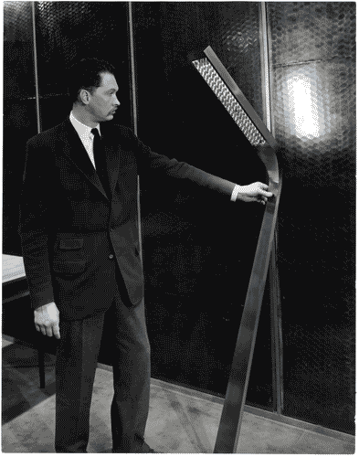 Image for XI Triennale - Sezione del Belgio - Jules Wabbes - Lampada a doppia posizione