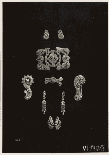 Image for VI Triennale - Sezione dell'E.N.A.P.I. - Gioielli - Parure in pietre chimiche