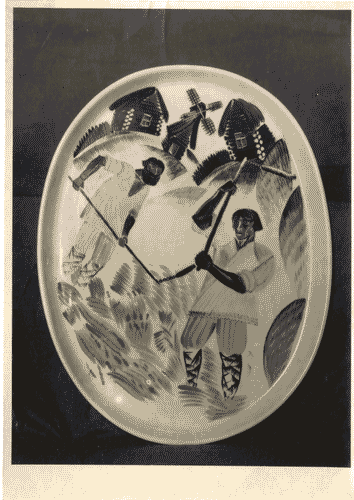 Image for III Biennale - Sezione dell'U.R.S.S. - Sala della Produzione della Fabbrica di Stato di Porcellana a Leningrado - Piatto in porcellana