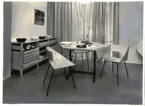 Image for X Triennale - Mostra della casa - Alloggio Borsalino n. 2 - Soggiorno-pranzo - Ignazio Gardella - Gianfranco Frattini - Anna Monti - Gianemilio Monti- Piero Monti - Giancarlo Ortelli.