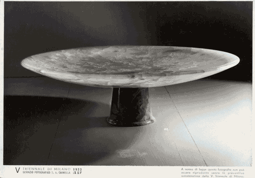 Image for V Triennale - Arti decorative e industriali - Sala dell'E.N.A.P.I. - Onice - Coppa di Roberto Hauser