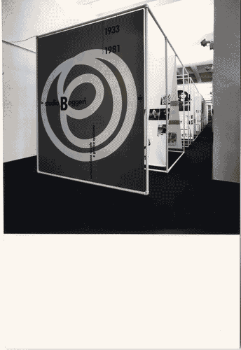 Image for XVI Triennale - Secondo ciclo - La sistemazione del design - Lo studio Boggeri - Manifesto all'ingresso della mostra