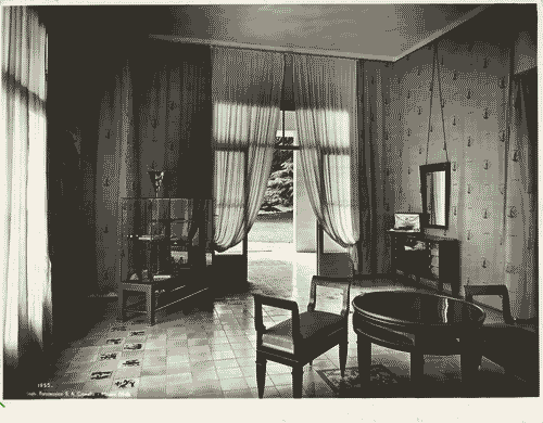 Image for V Triennale - Mostra dell'abitazione - Casa sul golfo di Marcello Canino, Giovanni Battista Ceas, Ferdinando Chiaramonte, Alberto Sanarica - Stanzadi soggiorno