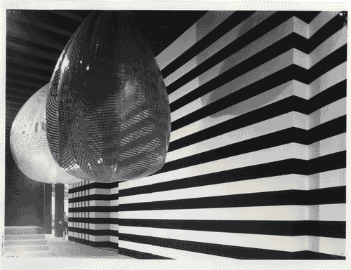 Image for XIV Triennale - Sezioni nazionali - Messico - Ingresso - Palloni di plastica con il logo della XIX Olimpiade - Eduardo Terrazas