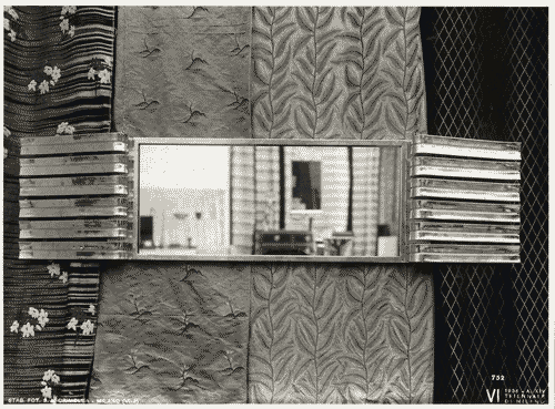 Image for VI Triennale - Sezione dell'E.N.A.P.I. - Tappeti e stoffe - Tessuti e specchiera in legno scoplito e dorato