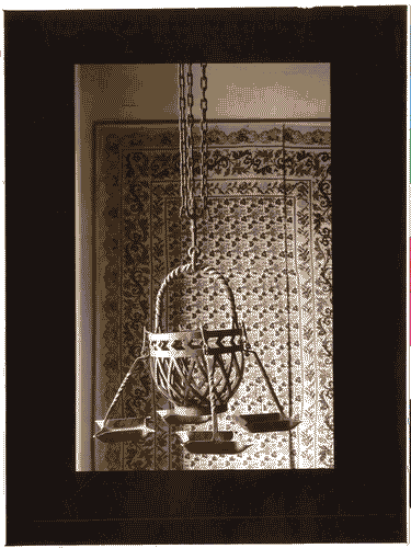 Image for II Biennale - Sala degli artisti calabresi residenti in Roma - Lampadario in ferro battuto di Alessandro Monteleone