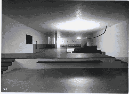 Image for XI Triennale - Ambienti di rappresentanza-Relazione fra le arti - Vestibolo superiore e passerella al salone dei congressi - Achille e Piergiacomo Castiglioni