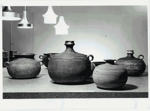 Image for XII Triennale - Sezione della Finlandia - Vasi in ceramica - Kyllikki Salmenhaara