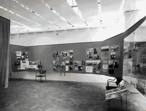 Image for IX Triennale - Mostra dell'architettura spontanea - Pannelli fotografici - Ezio Cerutti - Carlo De Carlo - Giuseppe Samonà