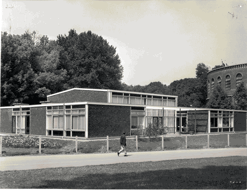 Image for XII Triennale - Sezione della Gran Bretagna - Scuola elementare