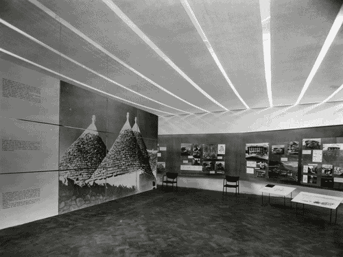 Image for IX Triennale - Mostra dell'architettura spontanea - Puglia - Pannelli fotografici - Ezio Cerutti - Carlo De Carlo - Giuseppe Samonà