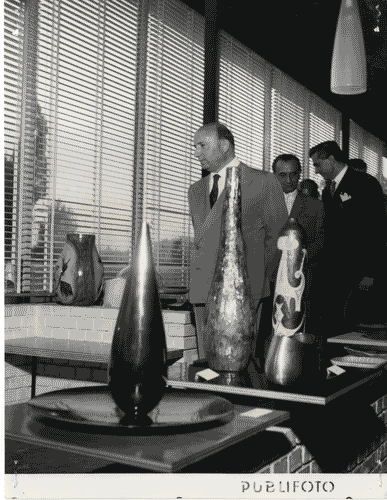 Image for X Triennale - Visita del Presidente del Consiglio dei Ministri, on. Mario Scelba - Tommaso Ferraris