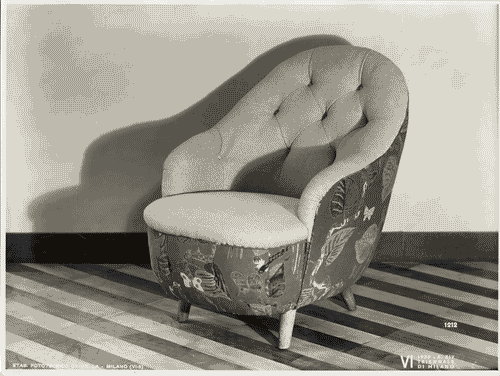 Image for VI Triennale - Mostra dell'arredamento - Piccolo appartamento di Gio Ponti - Poltroncina della zona giorno, con imbottitura di gommapiuma
