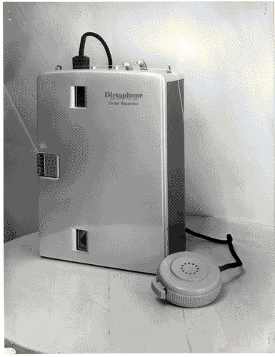 Image for XI Triennale - Parco Sempione - Stati Uniti d'America - Dittafono modello MPA