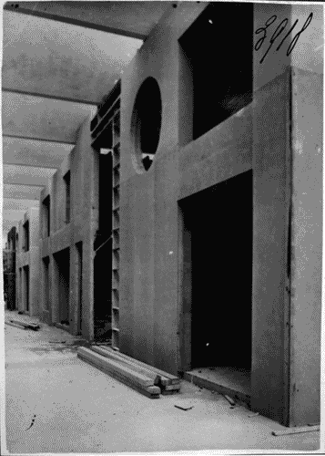 Image for Lavori di allestimento nel Palazzo dell'Arte