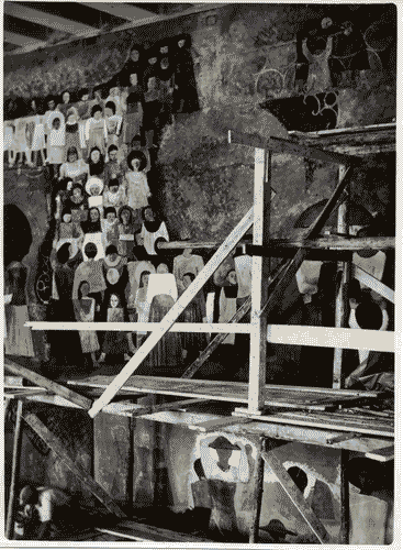 Image for V Triennale - Lavori di allestimento - Salone delle Cerimonie - Pittura murale "le madri, le contadine, le lavoratrici" di Massimo Campigli