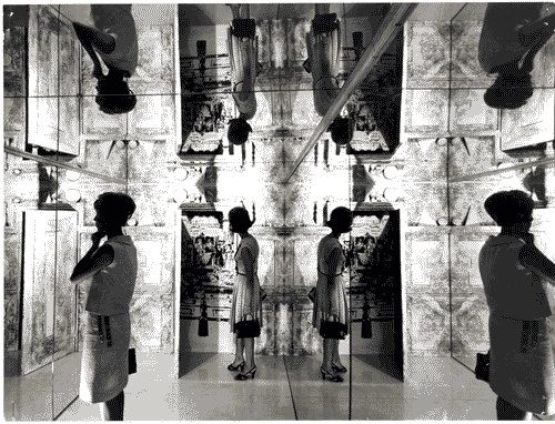 Image for XIII Triennale - Sezione introduttiva a carattere internazionale - Complesso di otto condotti a sezione quadrata - Primo condotto: illusioni