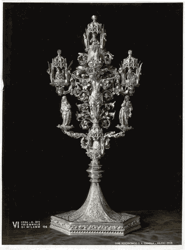 Image for VI Triennale - Mostra dell'antica oreficeria italiana - Vetrina II. Grande vetrina centrale con opere scelte di oreficeria sacra - Croce dei pisani