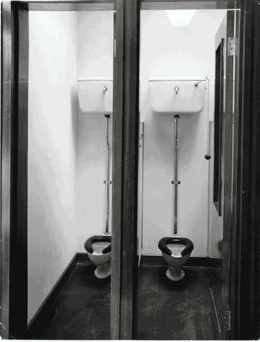 Image for XII Triennale - Sezione della Gran Bretagna - Scuola elementare - Bagni